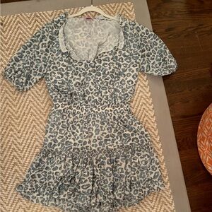 Super cute dress from south moon under Large